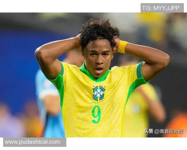 狼说足球十大球星系列深度解析盘点世界足坛顶级巨星的成长与传奇