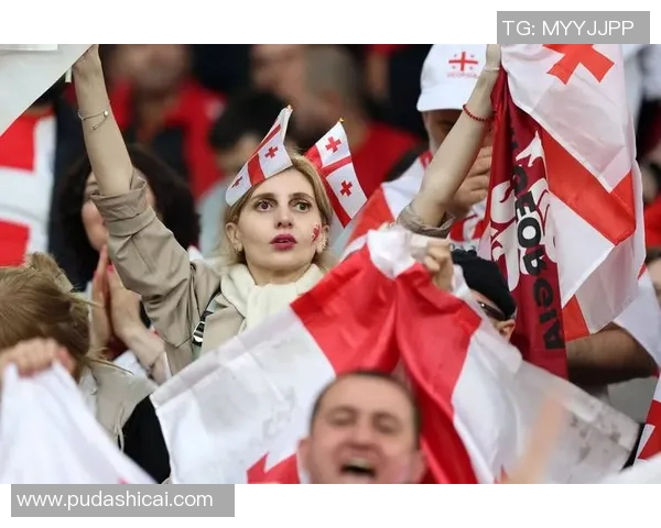 足球女球迷与球星激情对决 打扑克时的惊险与友谊之战