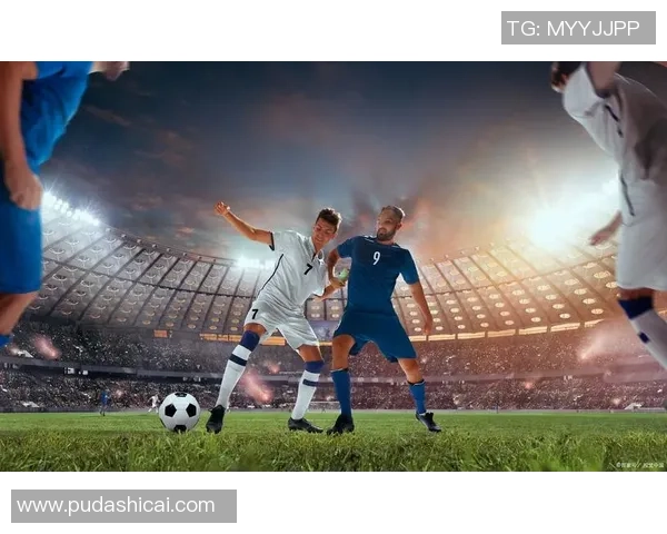 足球巨星携手拍摄挑战视频 展现超凡默契与竞技风采 足球巨星携手拍摄挑战视频 展现超凡默契与竞技风采