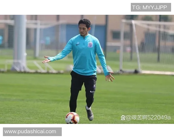 暖心足球球星排行榜:这些球员因关爱行动和慈善事业赢得了球迷的心 暖心足球球星排行榜:这些球员因关爱行动和慈善事业赢得了球迷的心