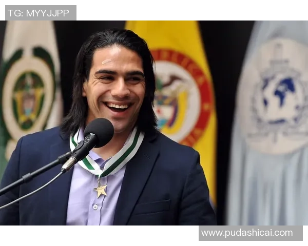 足球巨星西装穿搭大赏 展现场外魅力与时尚风采